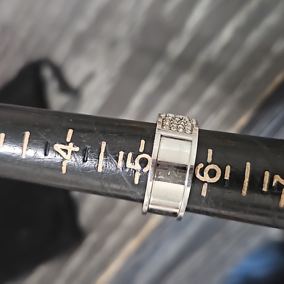 Fossil Keyhole Ring 5.5 - Picture 5 of 5